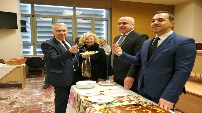 Η πρωτοχρονιάτικη πίτα της Περιφέρειας ΑΜ-Θ-Το φλουρί στο ΤΕΕ Θράκης!