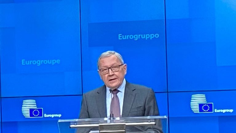 Eurogroup: Αισιοδοξία Ρέγκλινγκ για την ελληνική οικονομία