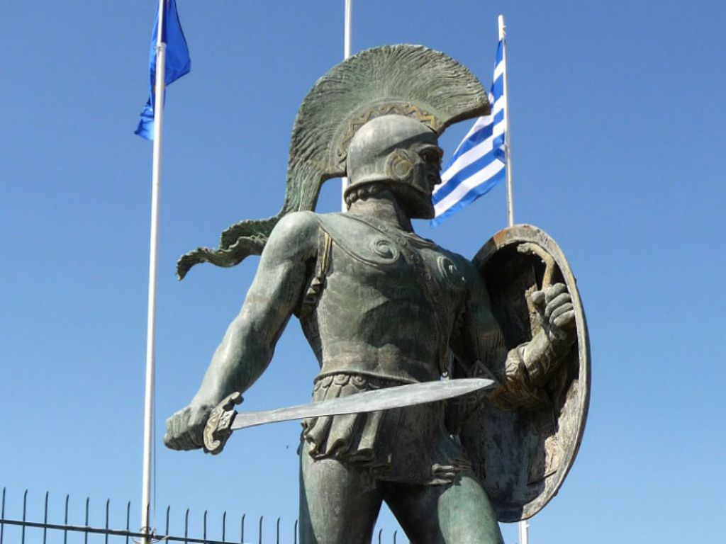 Μηνύματα θέλησης και φιλίας μεταφέρουν τραυματισμένοι στρατιωτικοί από τις Θερμοπύλες στη Σπάρτη