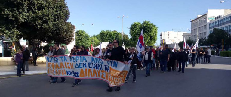 Σε κινητοποίηση οι εργαζόμενοι στον επισιτισμό στα Χανιά