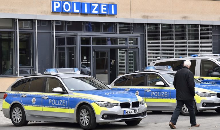 Γερμανία: Έφοδος αστυνομίας σε κρησφύγετα ακροδεξιών τρομοκρατών – 12 συλλήψεις