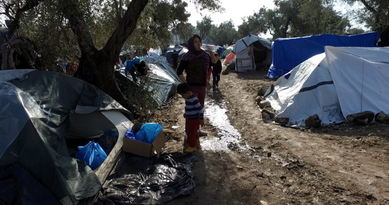 Ενυπόγραφες αλήθειες για το προσφυγικό από κατοίκους της Λέσβου