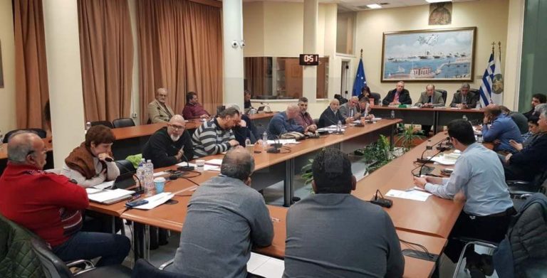 Δημοτικό Συμβούλιο Δήμου Χίου: Καταδίκη επίταξης για Κλειστό Κέντρο, εξετάζεται προσφυγή στη Δικαιοσύνη