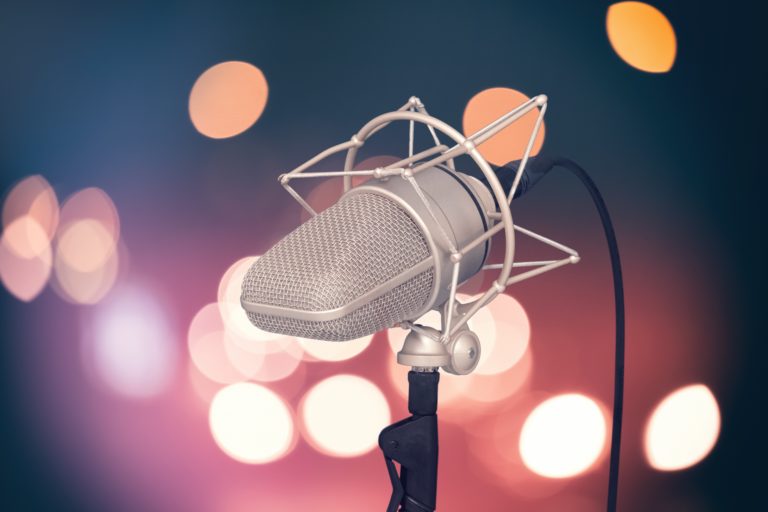 Ο 102FM στις γειτονιές της πόλης