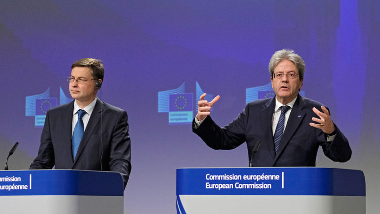 ΕΕ: Η Κομισιόν έκανε το πρώτο βήμα για την αναθεώρηση του Συμφώνου Σταθερότητας και Ανάπτυξης