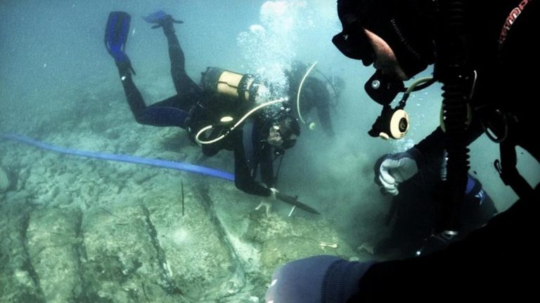 Συνεχίζεται η υποβρύχια έρευνα στον Ολούντα και στο λιμάνι της Ιεράπετρας
