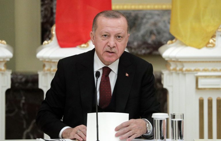 Ο Ερντογάν δεν έκανε δεκτή την παραίτηση του υπ. Εσωτερικών Σουλεϊμάν Σοϊλού