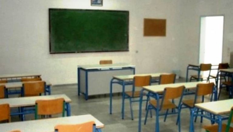 Σε απεργία οι καθαρίστριες δημοσίων σχολείων και στα Τρίκαλα