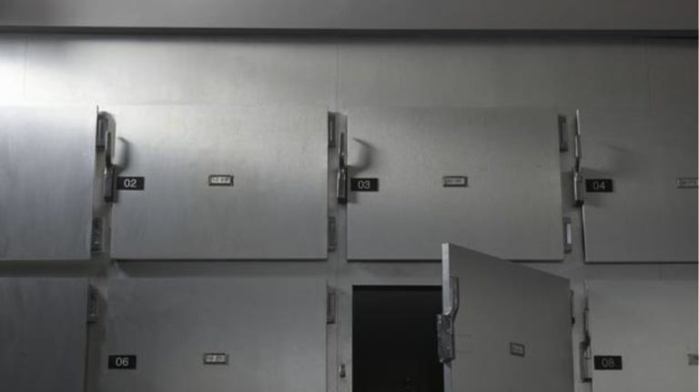 Στα “αζήτητα”  λόγω γραφειοκρατίας η σορός  ενός ανθρώπου στα Χανιά