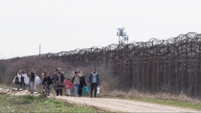 Βουλγαρία: “Δεν θα επιτραπεί” μαζική εισροή μεταναστών από την Τουρκία