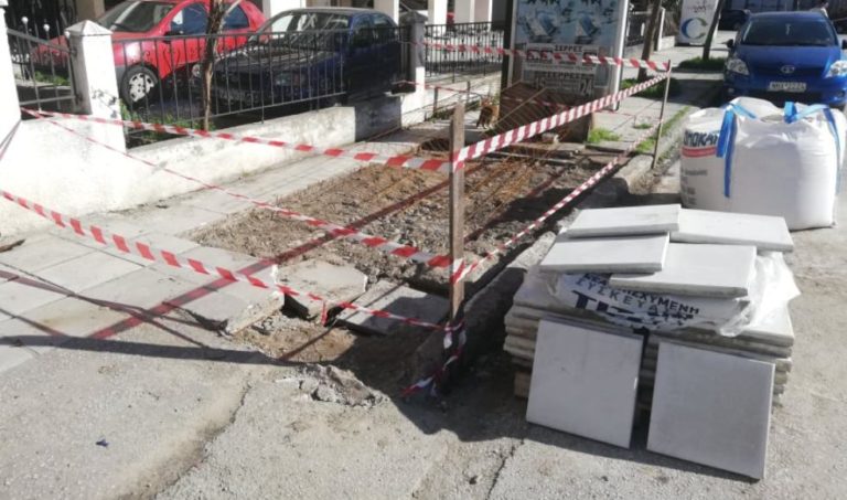 Σέρρες: Συνεχίζεται η αποκατάσταση των πεζοδρομίων