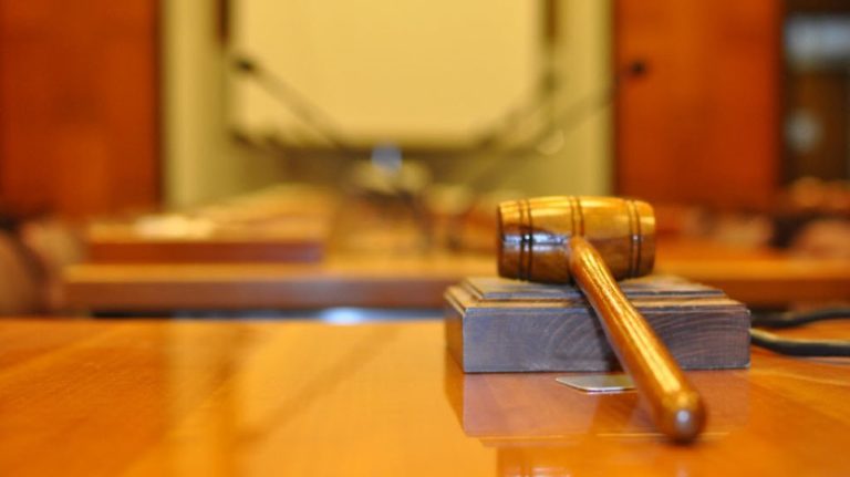 Κρήτη: Συνεχίζουν τις κινητοποιήσεις τους οι δικαστικοί υπάλληλοι