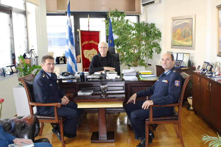 Στον δήμαρχο ο συντονιστής Θεσσαλίας και ο περιφερειακός διοικητής της Π.Υ