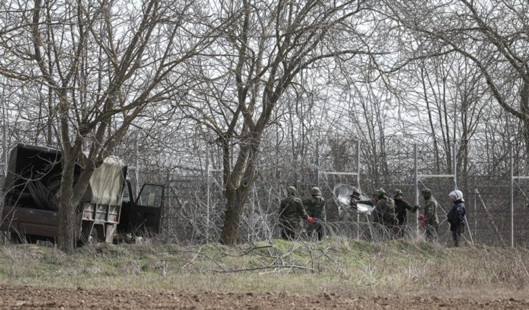 Σε ετοιμότητα και εγρήγορση για τη φύλαξη των συνόρων σε στεριά και θάλασσα (video)