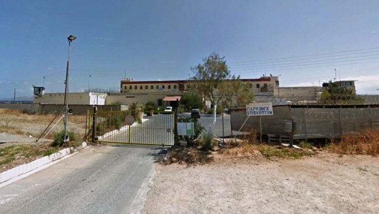 Συνάντηση με τον υπουργό για τη λαϊκή
