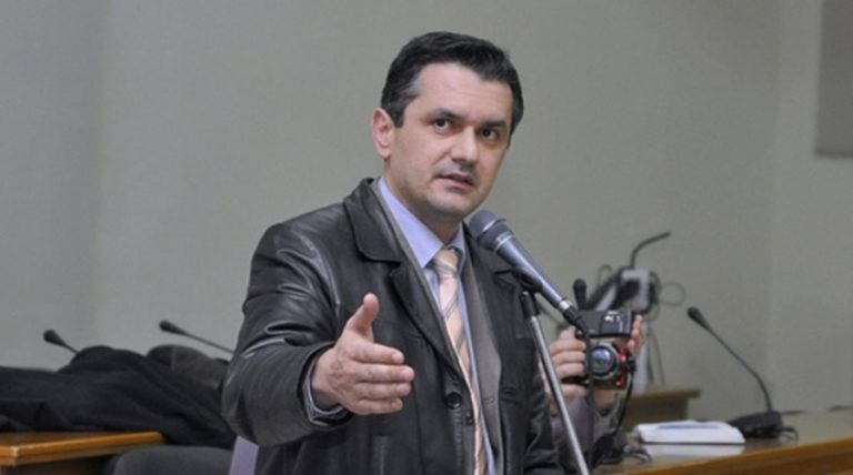 Δ. Μακεδονία – Γ. Κασαπίδης: «Δεν προσέβαλα τη μνήμη του νεκρού ούτε τον χαρακτήρισα υπεύθυνο για τη διασπορά του ιού»