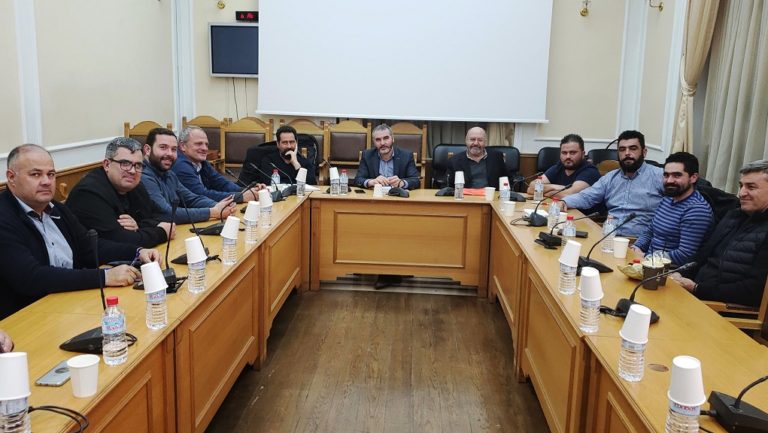 Σύσκεψη για τα προβλήματα της μελισσοκομίας