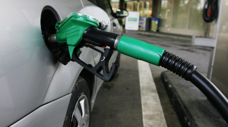 Μ. Κιούσης: Η πτώση στις τιμές του πετρελαίου “έχει περάσει στις αντλίες”- Έλεγχοι από το υπουργείο(audio)