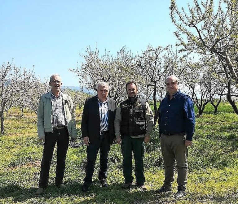 Κλιμάκιο του ΕΛΓΑ στις πληγείσες καλλιέργειες στο Αρμένιο