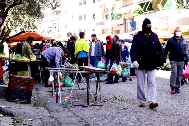 Εντείνονται οι έλεγχοι στις λαϊκές αγορές