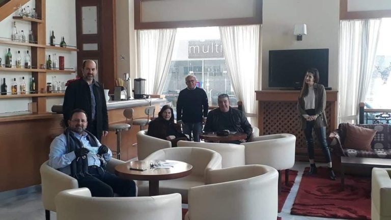 Nίκος Κοροβέσης: Συνάντηση με ξενοδόχους