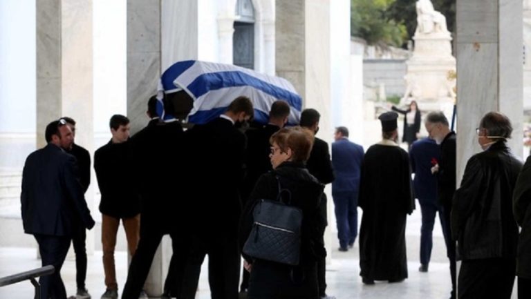 “Αντίο” στον Μανώλη Γλέζο (video)