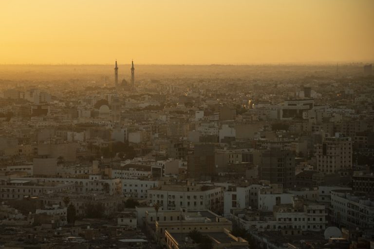 Εκεχειρία λόγω Ραμαζανιού ανακοίνωσε ο Χάφταρ στη Λιβύη  