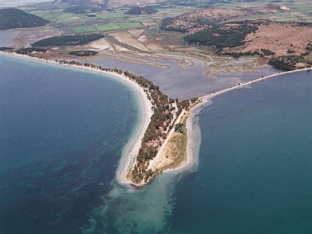 Ηγουμενίτσα: Αναγκαία έκτακτη χρηματοδότηση για τη σωτηρία της παραλίας Δρεπάνου