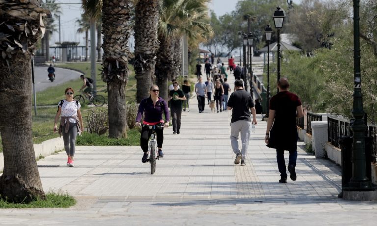 “Έσπασαν” τον περιορισμό με την πρώτη λιακάδα-Έκκληση Δημάρχων: Μείνετε σπίτι (video)