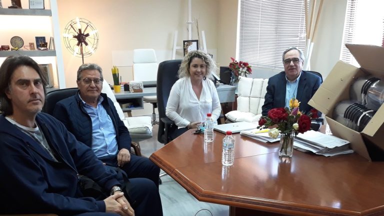 Προσφορά μασκών από το Ινστιτούτο Λέιζερ