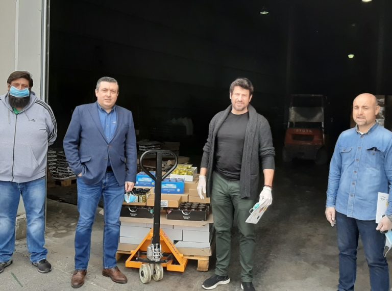 Προσφορά σημαντικής ποσότητας τροφίμων στο Κοινωνικό Παντοπωλείο του δήμου Λαρισαίων