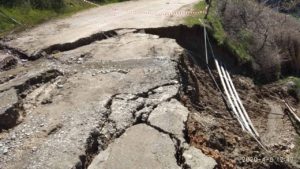 Αυτοψία κλιμακίου της Περιφέρειας στο δρόμο Σπηλιά – Ανατολή