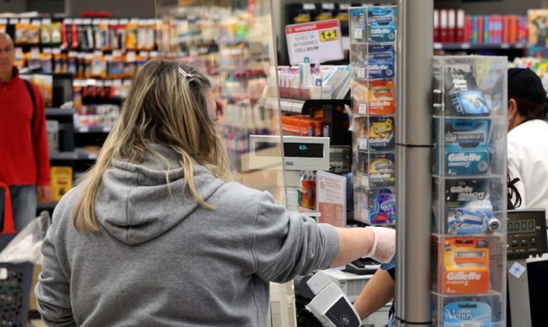 Οι εργαζόμενοι στα Super Market τις ημέρες της πανδημίας