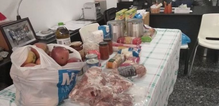 Διανομή τροφίμων σε ευπαθείς οικογένειες από τους “Ενεργούς Πολίτες”