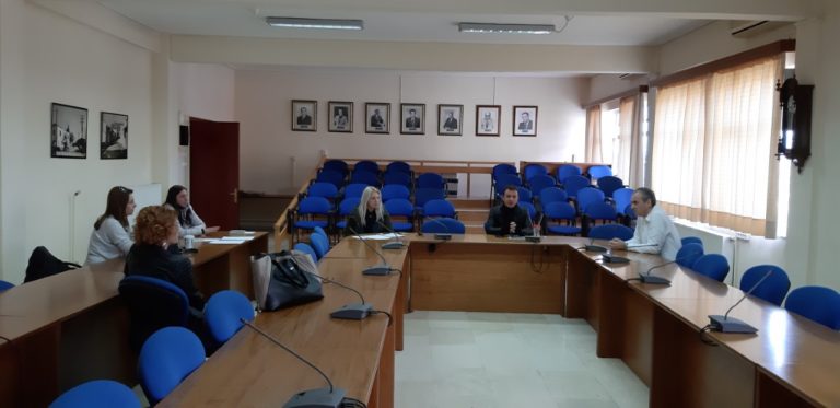 Συνάντηση του δημάρχου Ελασσόνας με τους συντονιστές του “Βοήθεια στο Σπίτι”