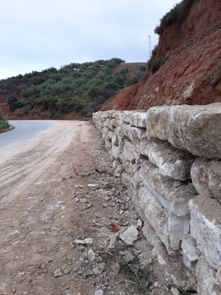 Εργα αποκατάστασης του οδοστρώματος του οδικού δικτύου Μυλοποτάμου