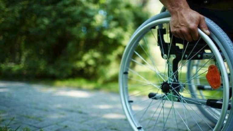 Πτολεμαΐδα: Νέος κύκλος συλλογής από πλαστικά καπάκια για αναπηρικά αμαξίδια
