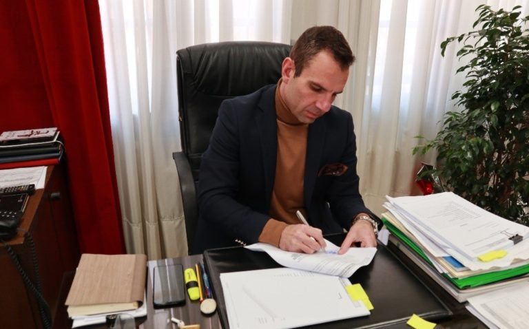 Δήμαρχος Καστοριάς: “Άμεση επαναλειτουργία του Κέντρου Υγείας Μεσοποταμίας”