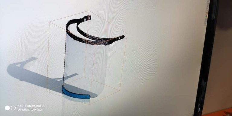 Κατασκευή προστατευτικών μασκών με 3D εκτυπωτές για το Νοσοκομείο Φλώρινας