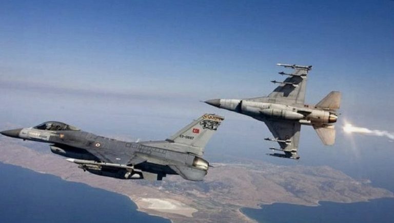 Yπερπτήσεις τουρκικών F-16 πάνω από ελληνικά νησιά