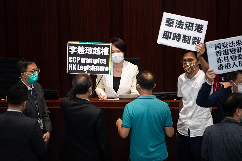 Χονγκ-Κονγκ: Κίνδυνος αποσταθεροποίησης από την πρόταση νόμου του Πεκίνου για την εθνική ασφάλεια