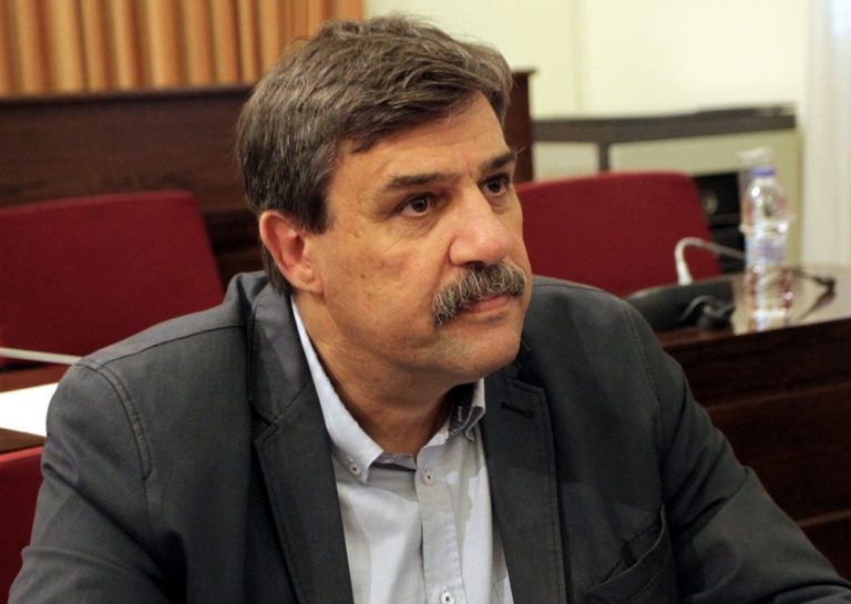 Ξανθός: Θα συνεχίσουν να πληρώνουν οι ασθενείς τα τεστ για κοροναϊό (video)