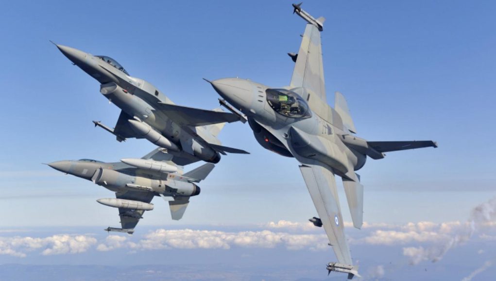 Αναχαίτιση τουρκικών F-16 πάνω από τις Οινούσσες