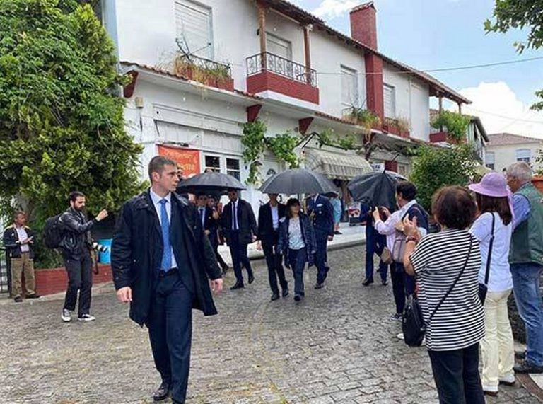 ΠτΔ: “Είμαι πολύ συγκινημένη που βρίσκομαι σήμερα στην Σταυρούπολη Ξάνθης  τον τόπο καταγωγής της μητέρας μου”