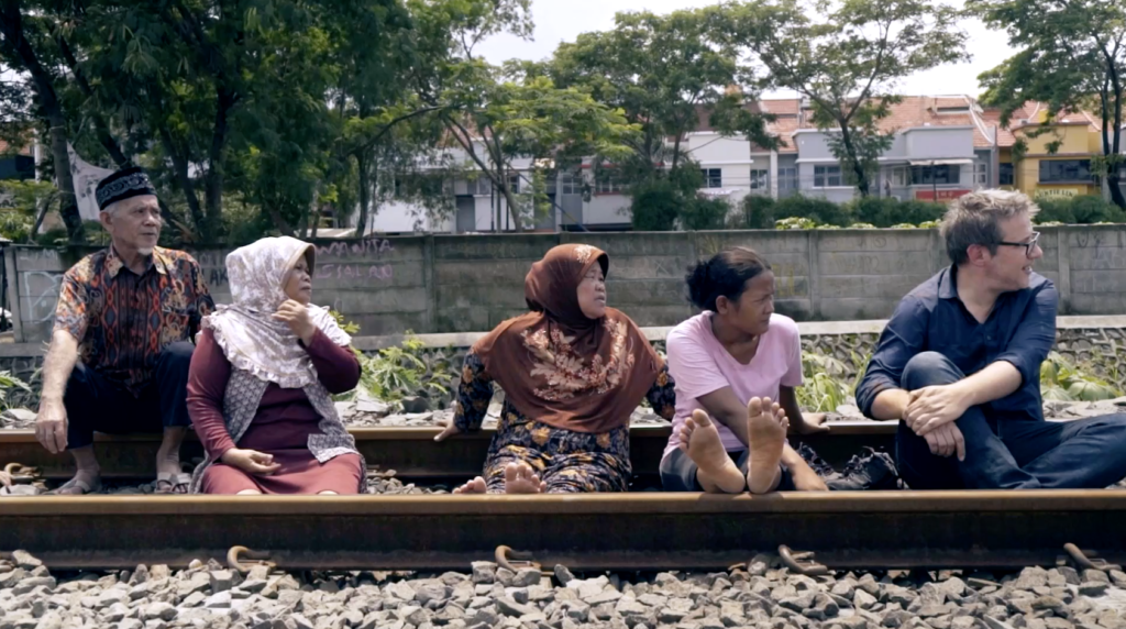 ΕΡΤ3 – «Απίθανα ταξίδια με τρένο» στην Ινδονησία