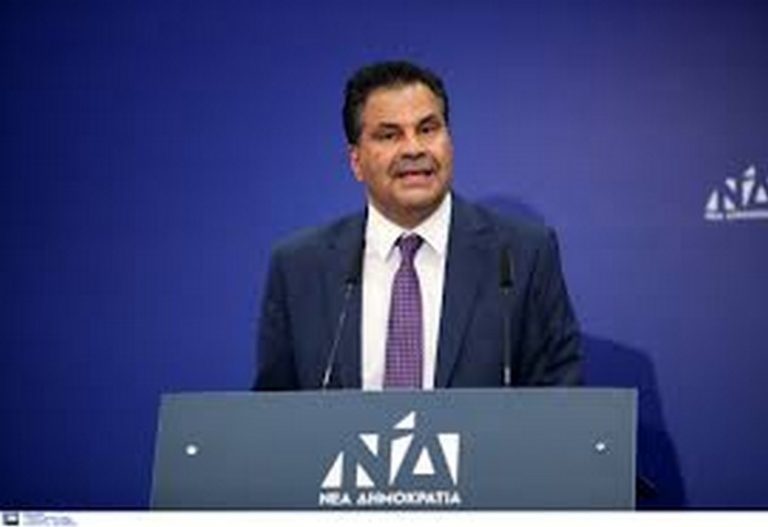 Στέλιος Κονταδάκης: «Οι Κρίσεις Γεννούν Ηγέτες»
