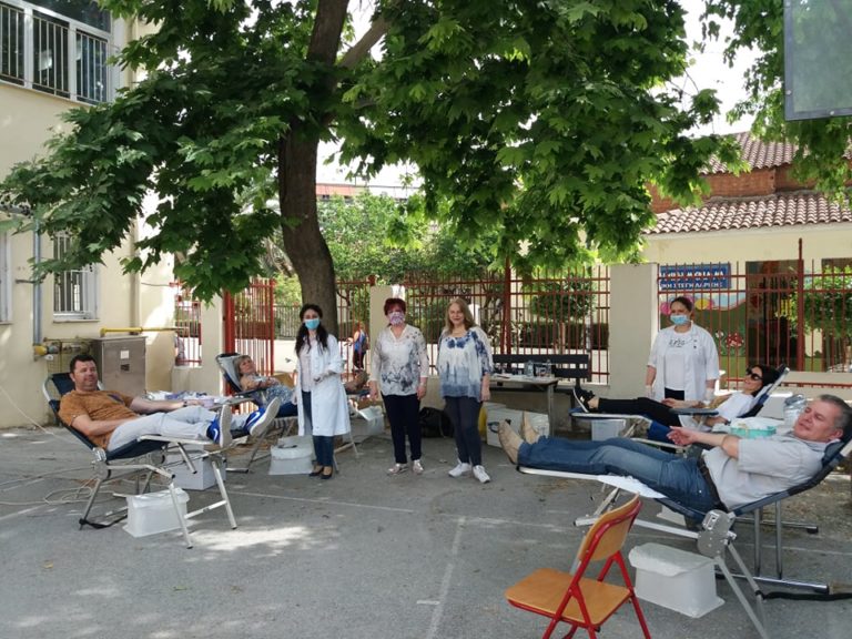 Αιμοδοσία του Συλλόγου Δασκάλων και Νηπιαγωγών Λάρισας