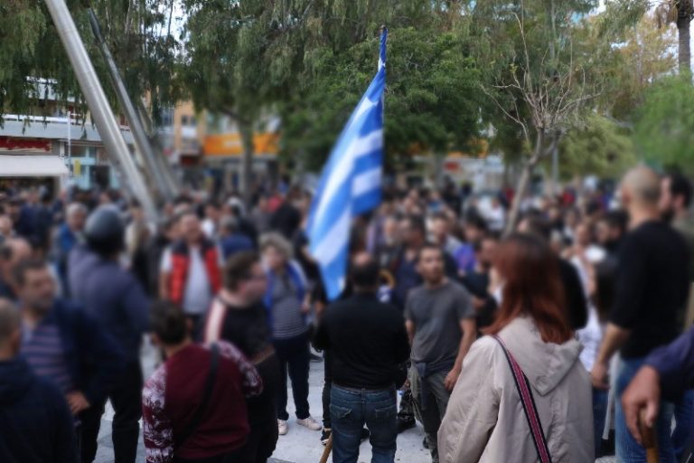 Ένταση σε συγκέντρωση κατά των μεταναστών