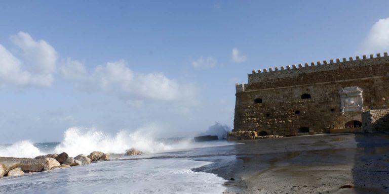 Νεφώσεις και τοπικές βροχές την Παρασκευή στην Κρήτη