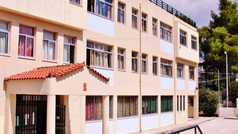 Ετοιμάζονται τα Λύκεια του Δήμου Μαλεβιζίου